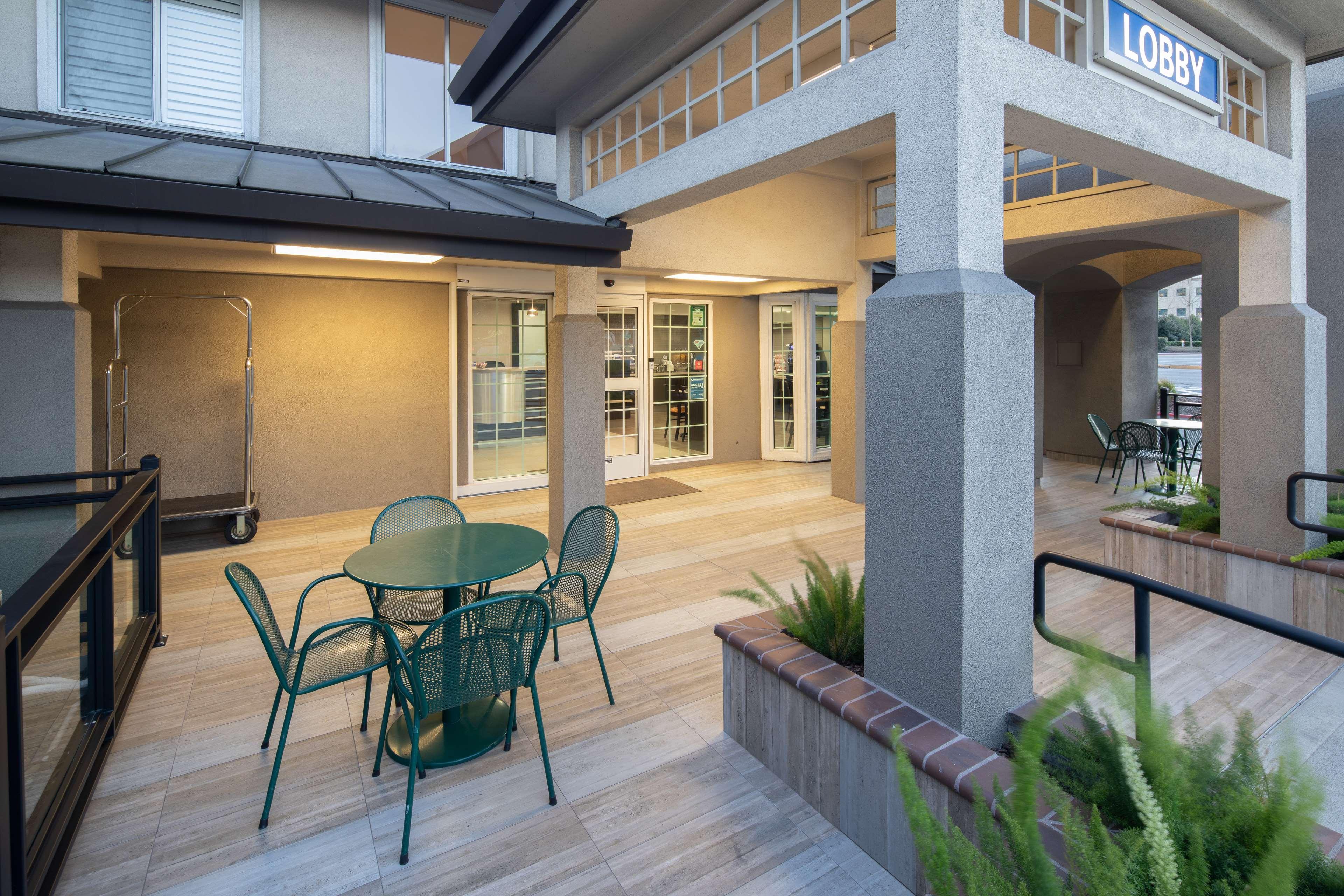 Best Western Silicon Valley Inn Сънивейл Екстериор снимка